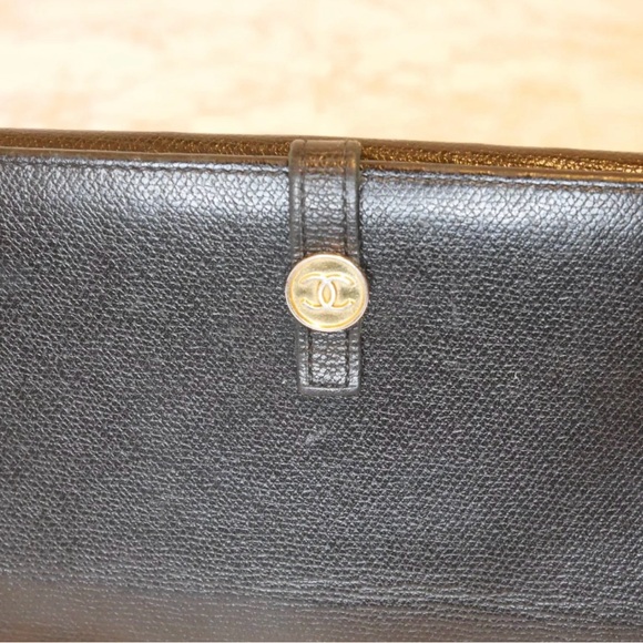 EUC CHANEL long wallet coco black/ gold full inclusion - Picture 10 of 15